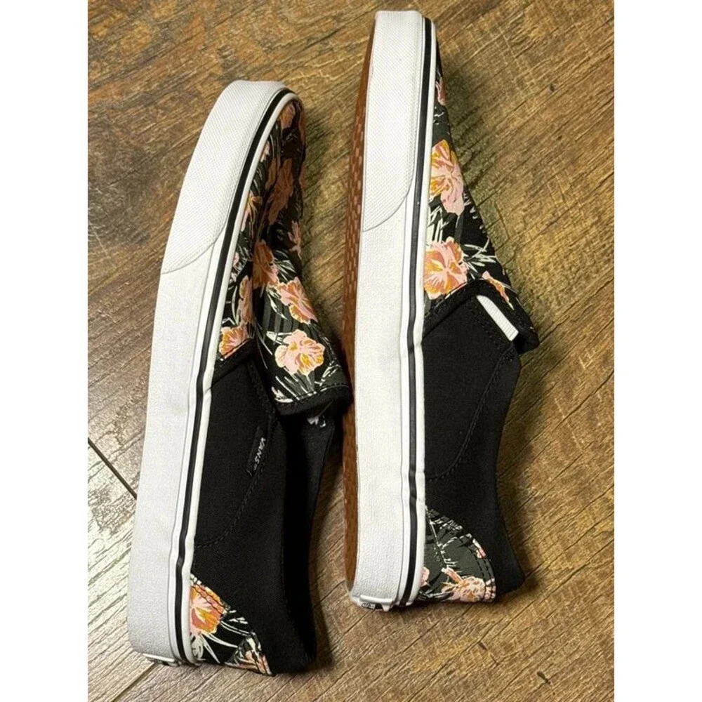Women’s Floral Van’s Slip On Shoes size 9